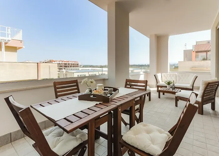 Orti\'S Place - Magnolia Holidays
